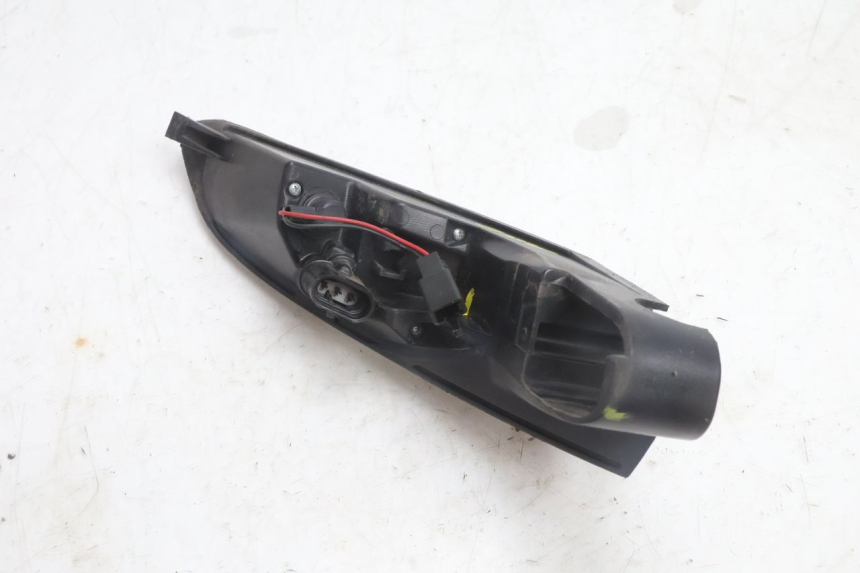 photo de LANTERNA TRASEIRA ESQUERDA PEUGEOT SATELIS 125 (2013 - 2018) - Vista geral
