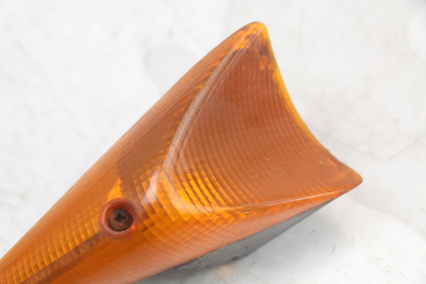 photo de PISCA TRASEIRO ESQUERDO PEUGEOT SPEEDFIGHT 100 (1997 - 2007) - Outro ângulo de visão