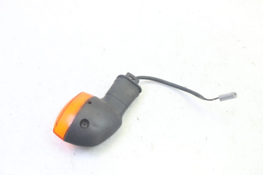 photo de PISCA TRASEIRO ESQUERDO YAMAHA TDM ABS 900 (2002 - 2014) - Outro ângulo de visão