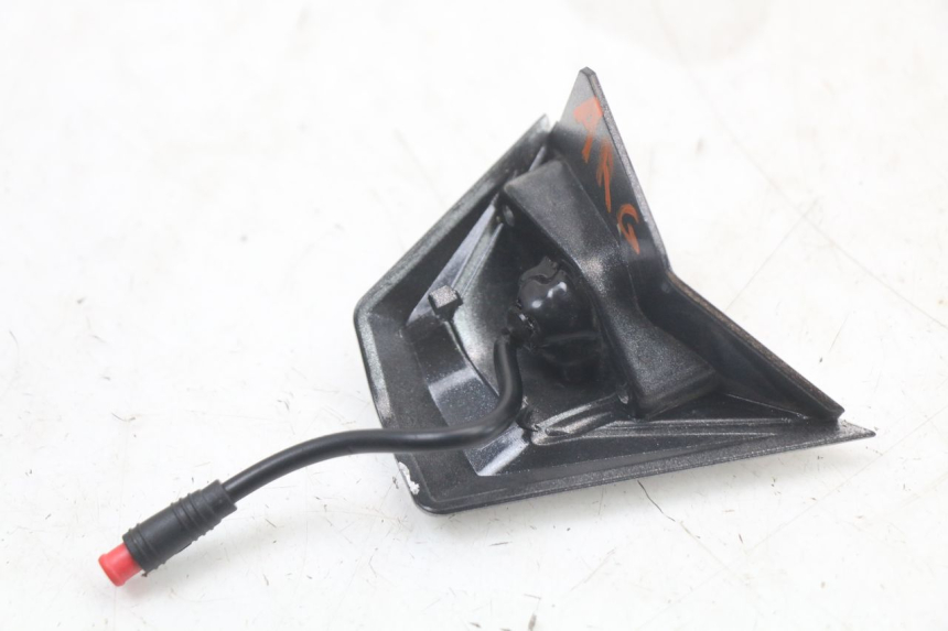 photo de PISCA TRASEIRO ESQUERDO DUALTRON TOGO PLUS 1 - Estado da superfície
