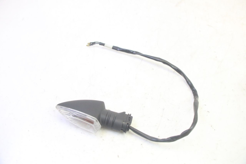 photo de PISCA TRASEIRO ESQUERDO YAMAHA TRICITY 300 (2020 - 2024) - Zoom do estado de desgaste