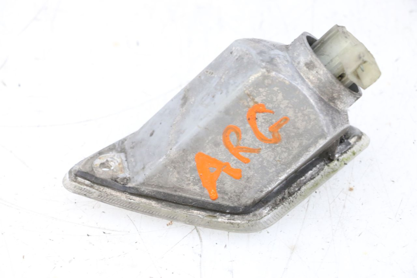 photo de PISCA TRASEIRO ESQUERDO PIAGGIO VESPA GTS SUPER IE 125 (2009 - 2016) - Pontos de fixação