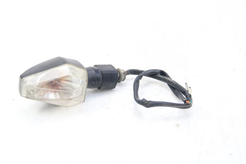 photo de PISCA TRASEIRO ESQUERDO SYM WOLF SB 125 (2011 - 2018) - Vista principal