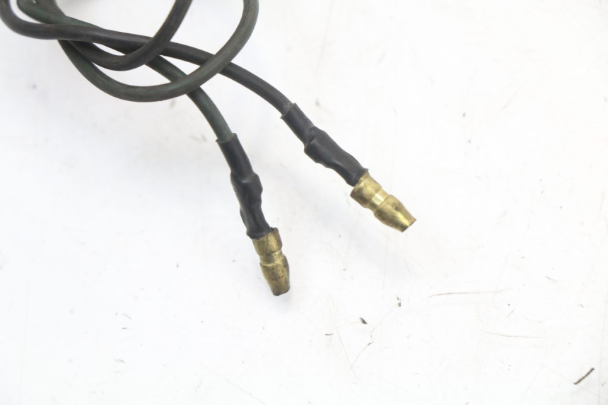 photo de PISCA TRASEIRO ESQUERDO YAMAHA XJ F 900 (1983 - 1994) - Pontos de fixação