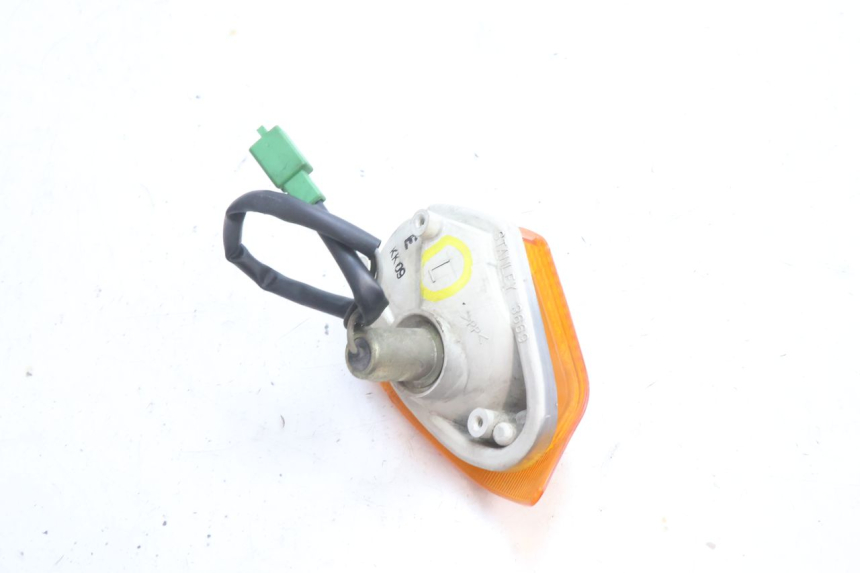 photo de PISCA TRASEIRO ESQUERDO KAWASAKI ZZR 600 (1995 - 2004) - Pontos de fixação