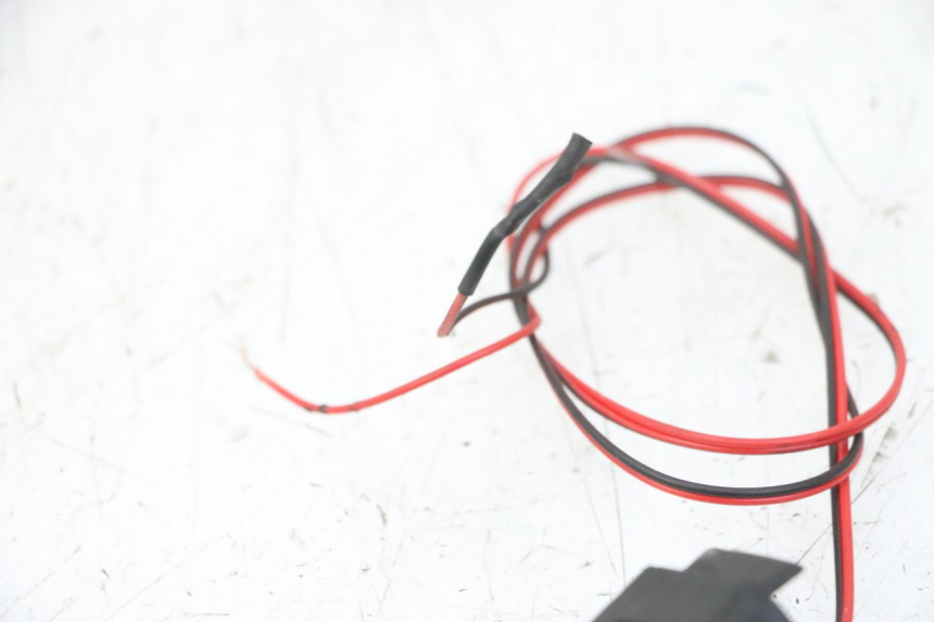 photo de PISCA TRASEIRO HITWAY H5 1 - Pontos de fixação