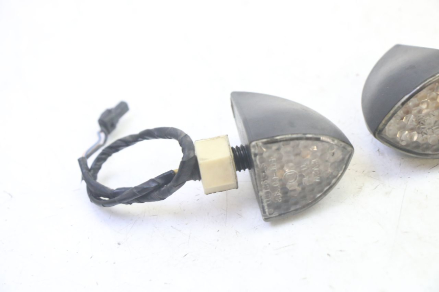 photo de PISCA TRASEIRO PIAGGIO MP3 RL 250 (2006 - 2010) - Detalhe da peça