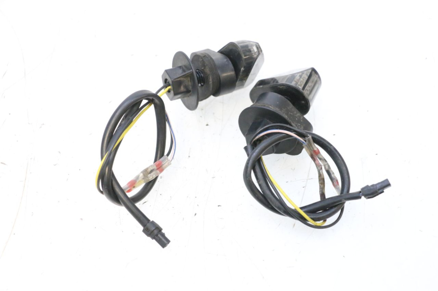 photo de PISCA TRASEIRO PIAGGIO MP3 RL 250 (2006 - 2010) - Detalhe da peça