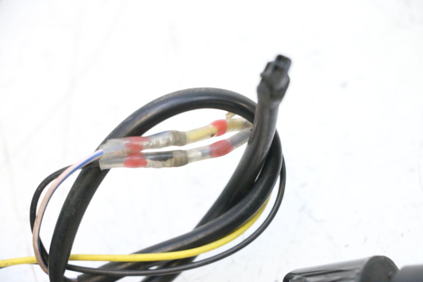 photo de PISCA TRASEIRO PIAGGIO MP3 RL 250 (2006 - 2010) - Outro ângulo de visão