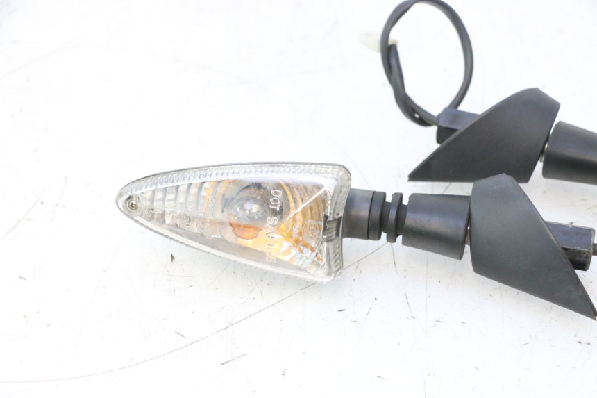 photo de PISCA TRASEIRO PIAGGIO MP3 500 (2016 - 2018) - Imagem adicional