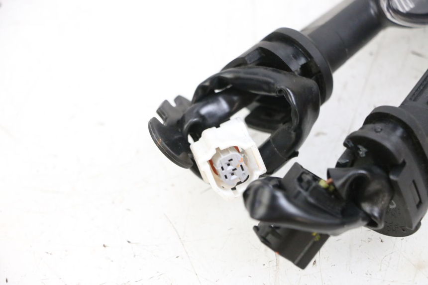 photo de PISCA TRASEIRO YAMAHA NEO'S CORE 1 (2022 - 2026) - Ampliação técnica