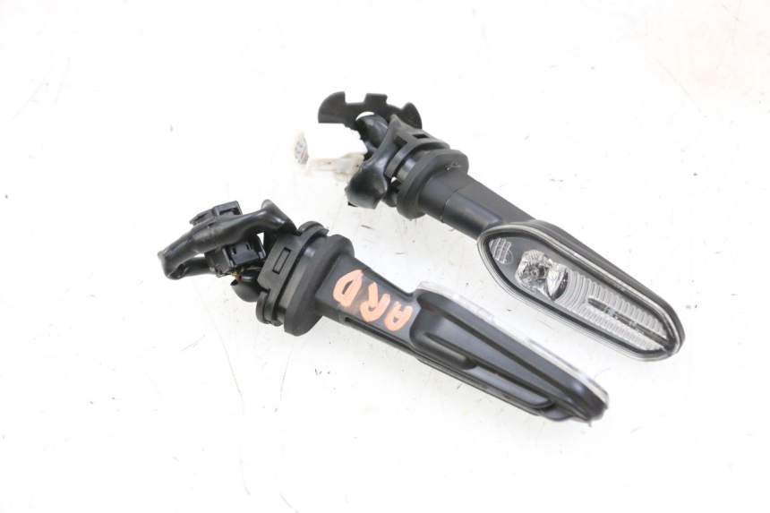 photo de PISCA TRASEIRO YAMAHA NEO'S CORE 1 (2022 - 2026) - Vista geral