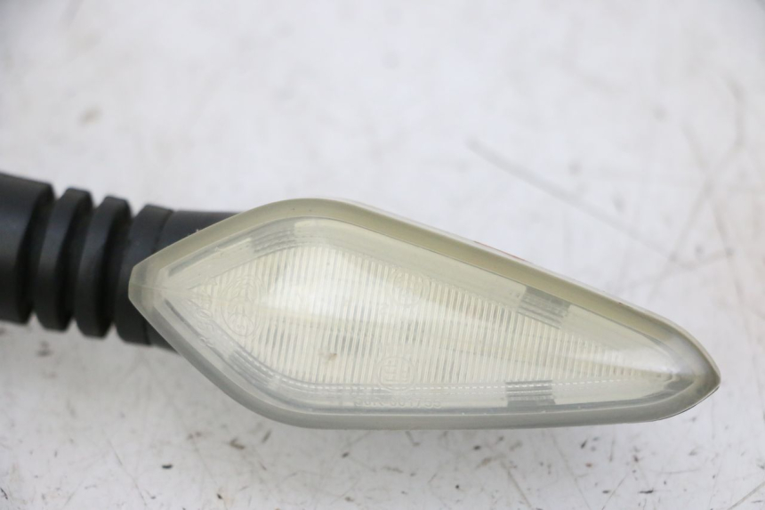 photo de PISCA TRASEIRO MAG POWER R-STREET 50 (2016 - 2025) - Pontos de fixação