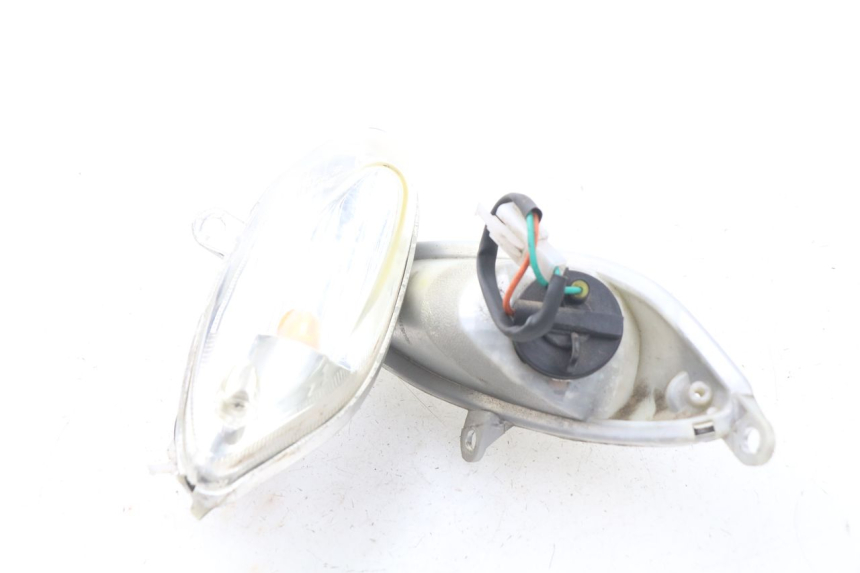 photo de PISCA TRASEIRO DAELIM S4 50 (2010 - 2015) - Detalhe da peça