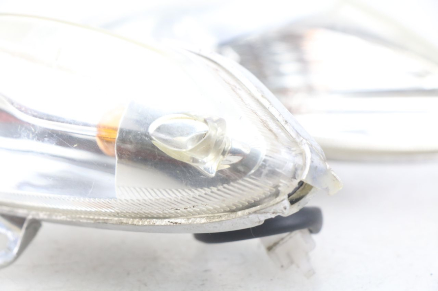 photo de PISCA TRASEIRO DAELIM S4 50 (2010 - 2015) - Pontos de fixação