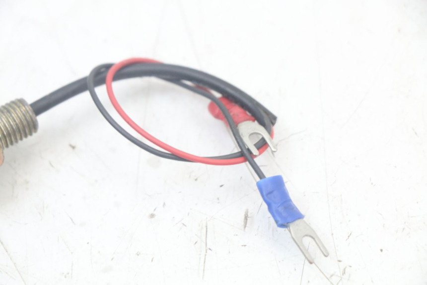 photo de PISCA TRASEIRO DERBI SENDA SM X-TREME 50 (2006 - 2010) - Pontos de fixação