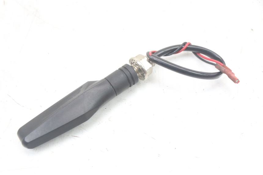 photo de PISCA TRASEIRO SUZUKI GS F 500 (2004 - 2007) - Vista do produto