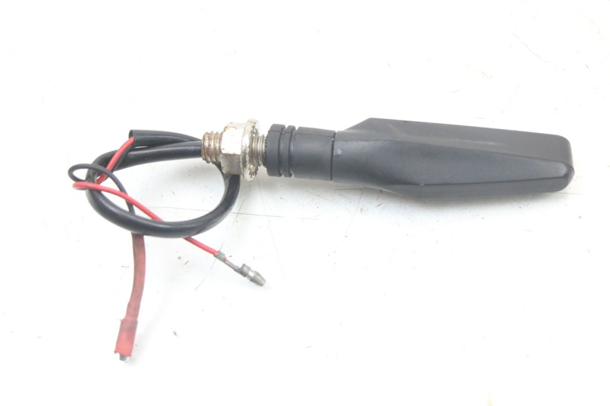 photo de PISCA TRASEIRO SUZUKI GS F 500 (2004 - 2007) - Estado da superfície