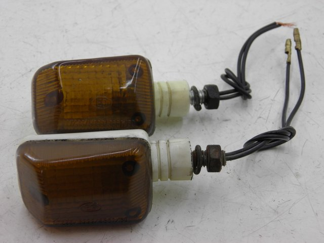 photo de PISCA TRASEIRO SUZUKI GSF N BANDIT 600 (1996 - 1999) - Vista principal