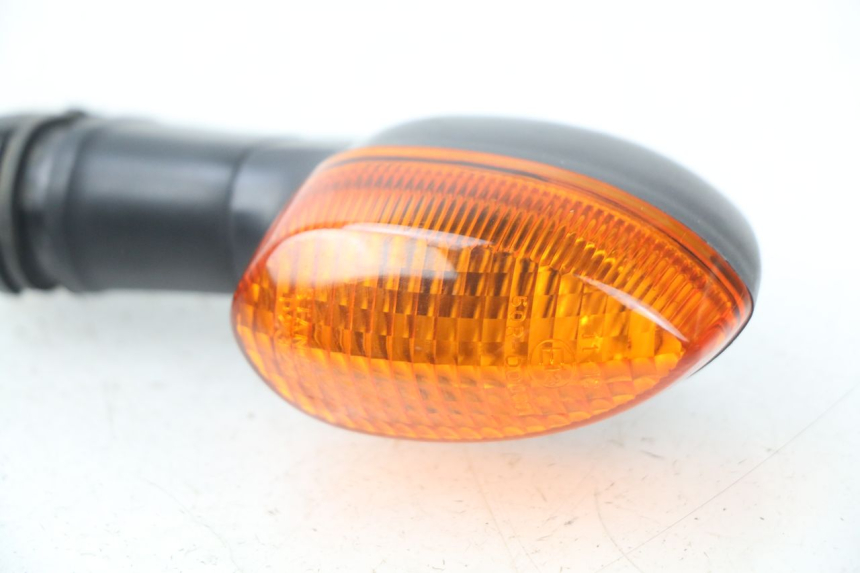 photo de PISCA TRASEIRO YAMAHA TDM ABS 900 (2002 - 2014) - Estado da superfície