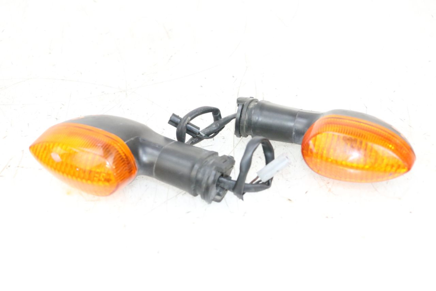 photo de PISCA TRASEIRO YAMAHA TDM ABS 900 (2002 - 2014) - Vista principal