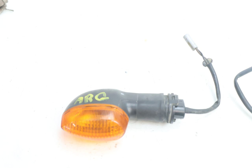 photo de PISCA TRASEIRO YAMAHA TDM ABS 900 (2002 - 2014) - Detalhe da peça