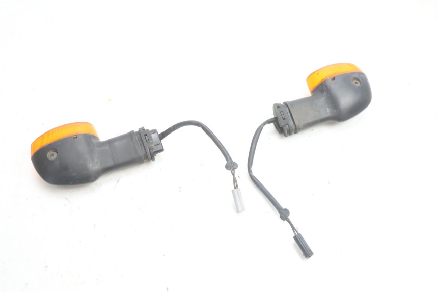 photo de PISCA TRASEIRO YAMAHA TDM ABS 900 (2002 - 2014) - Peça verificada