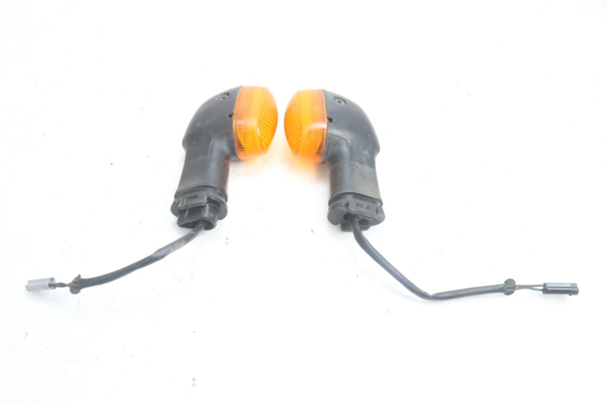 photo de PISCA TRASEIRO YAMAHA TDM ABS 900 (2002 - 2014) - Marcações e referências