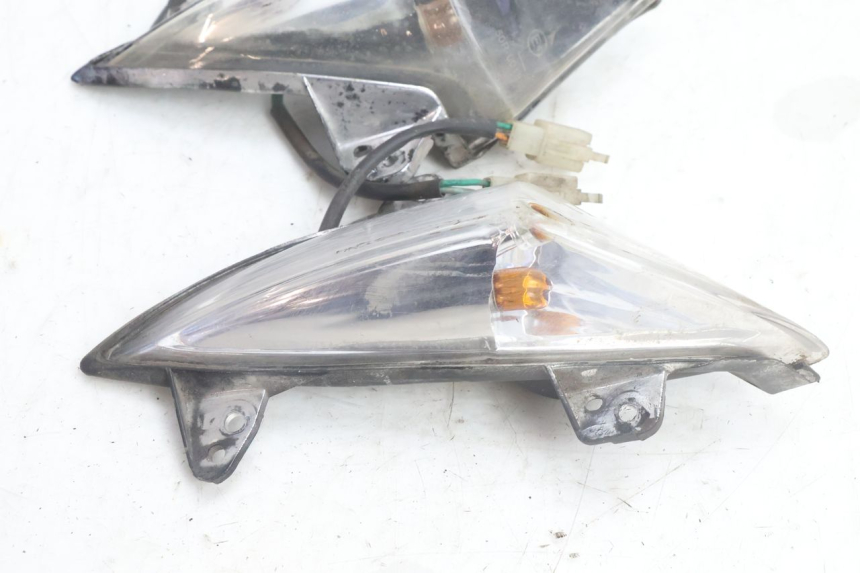 photo de PISCA DIANTEIRO PEUGEOT CITYSTAR 125 (2011 - 2017) - Pontos de fixação