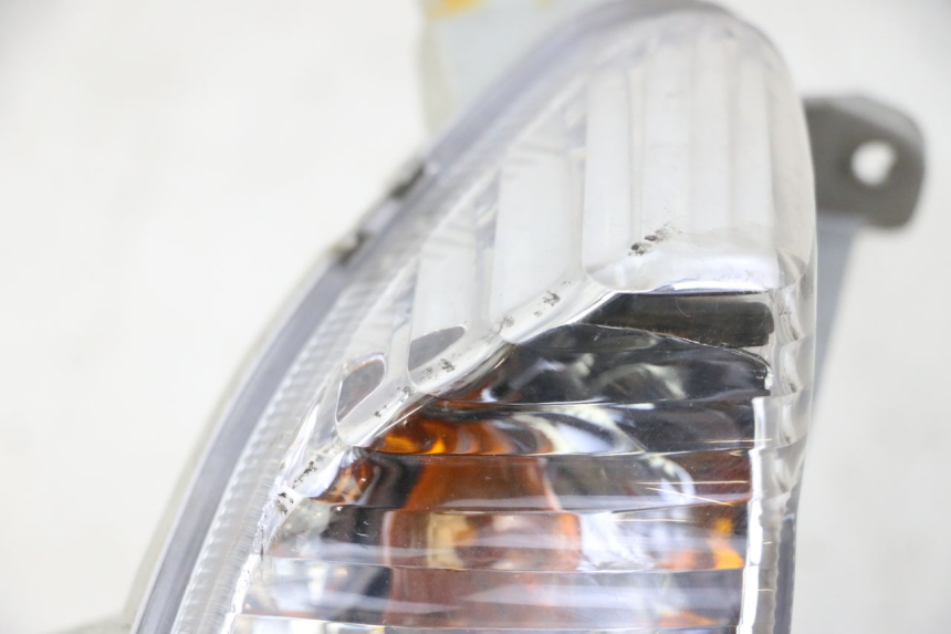 photo de Pisca dianteiro direito SUZUKI BURGMAN 125 (2007 - 2014) - Detalhe da peça