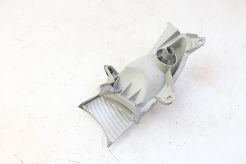 photo de Pisca dianteiro direito SUZUKI BURGMAN 125 (2007 - 2014) - Zoom do estado de desgaste