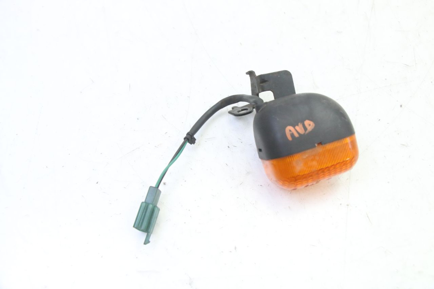 photo de Pisca dianteiro direito YAMAHA BW'S 100 (1999 - 2002) - Ampliação técnica