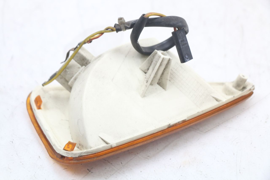 photo de Pisca dianteiro direito BMW C1 125 (2000 - 2003) - Pontos de fixação