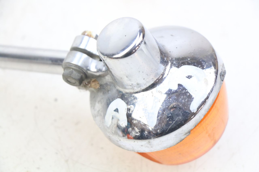 photo de Pisca dianteiro direito HONDA CM 125 (1983 - 2003) - Vista geral