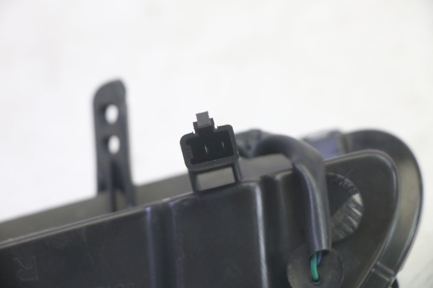 photo de Pisca dianteiro direito PEUGEOT DJANGO 4T 50 (2014 - 2019) - Vista geral