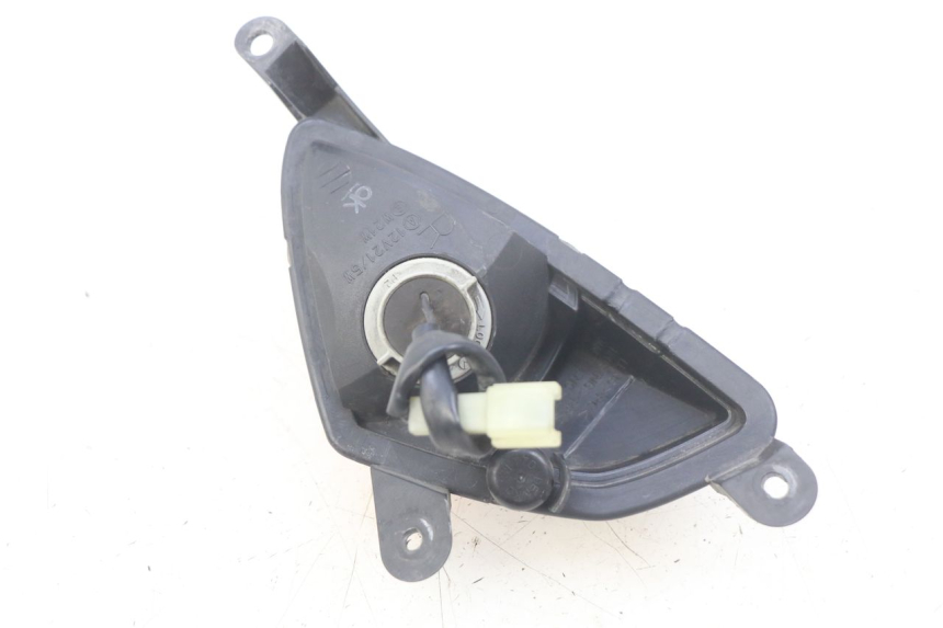 photo de Pisca dianteiro direito YAMAHA FJR ABS 1300 (2006 - 2012) - Ampliação técnica