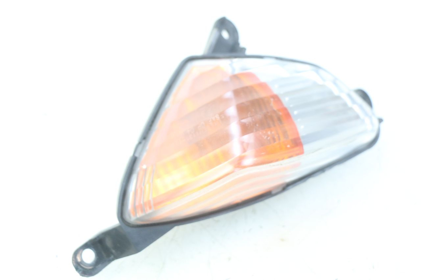 photo de Pisca dianteiro direito YAMAHA FJR ABS 1300 (2006 - 2012) - Pontos de fixação