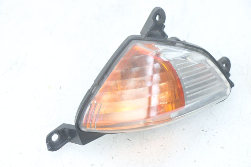 photo de Pisca dianteiro direito YAMAHA FJR ABS 1300 (2006 - 2012) - Ampliação técnica