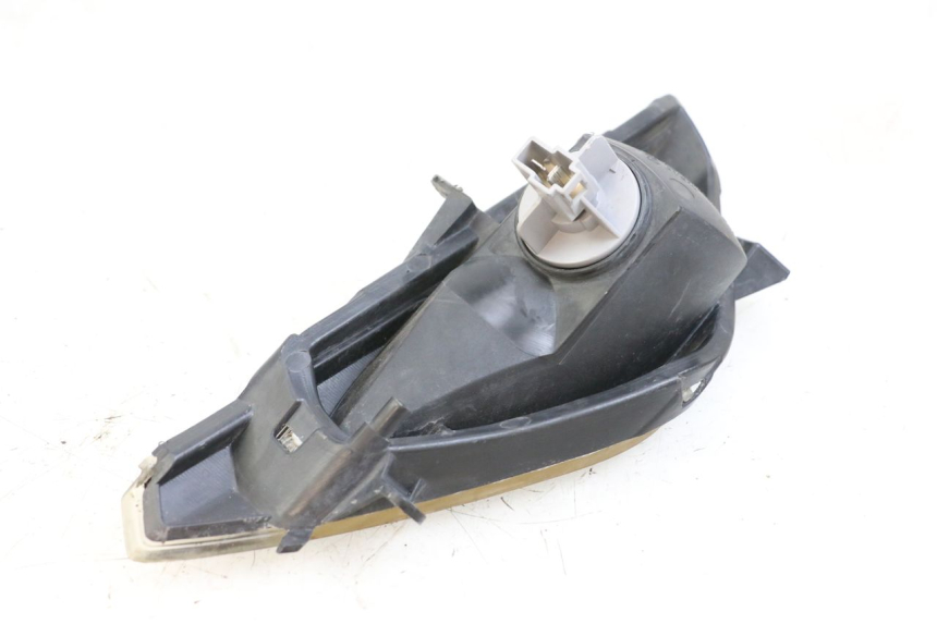 photo de Pisca dianteiro direito HONDA FJS SILVER WING SILVERWING 400 (2005 - 2008) - Zoom do estado de desgaste