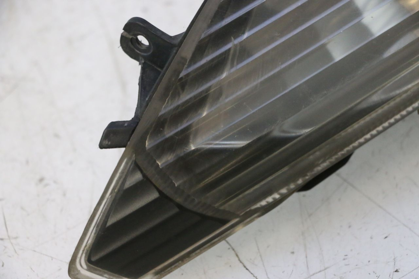 photo de Pisca dianteiro direito HONDA FJS SILVER WING SILVERWING 400 (2005 - 2008) - Estado da superfície