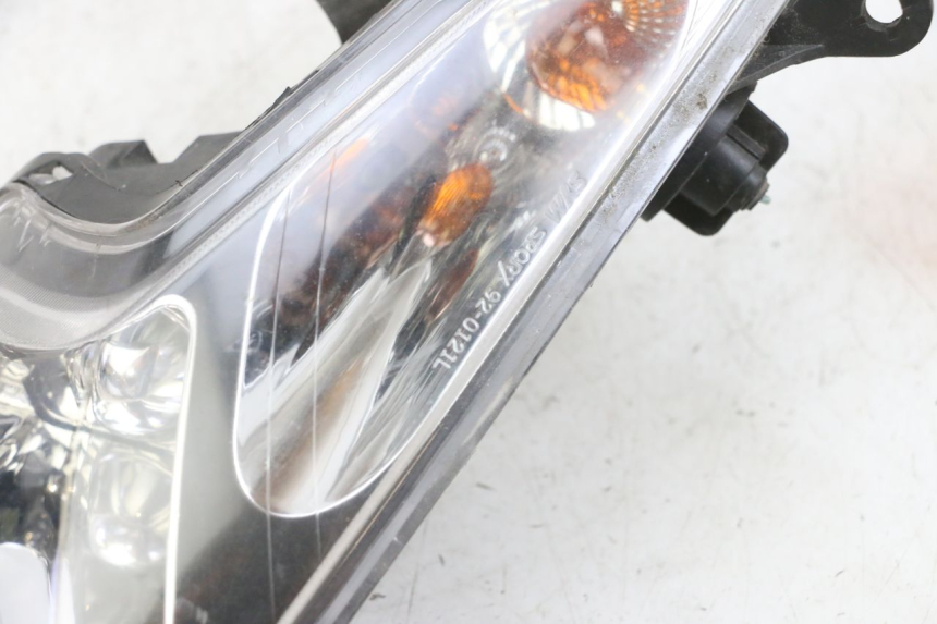 photo de Pisca dianteiro direito SYM GTS EVO 125 (2009 - 2013) - Vista geral