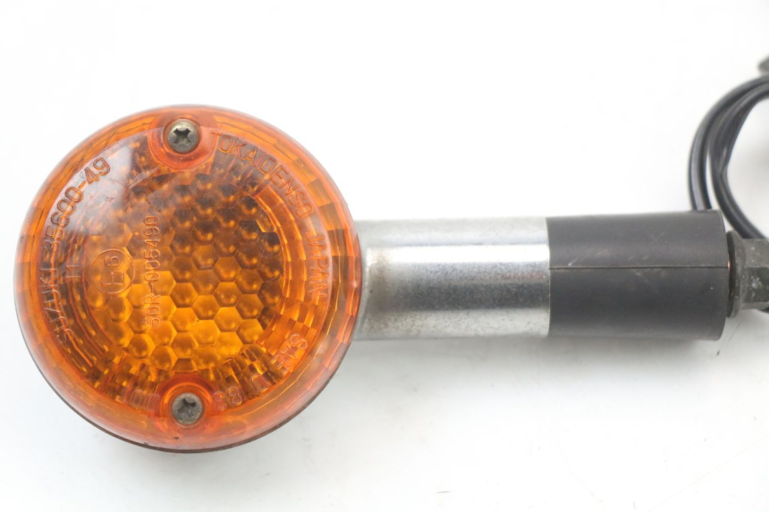 photo de Pisca dianteiro direito SUZUKI GZ MARAUDER 125 (1998 - 2004) - Detalhe da peça
