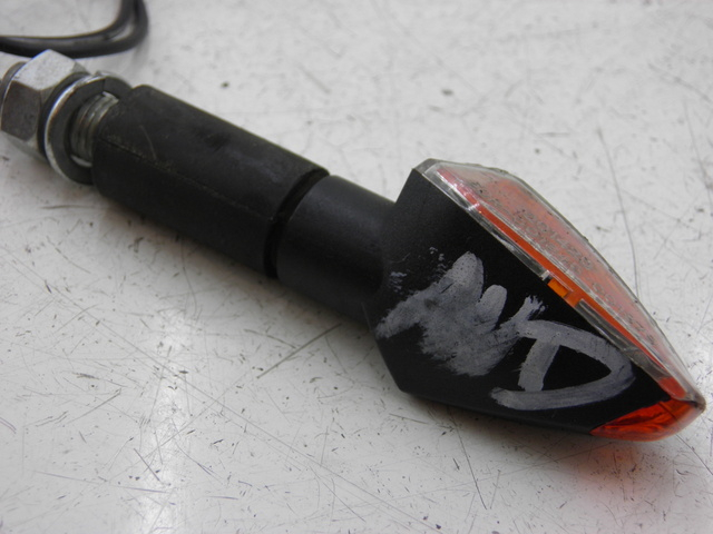photo de Pisca dianteiro direito HONDA CB 500 (1997 - 2003) - Zoom do estado de desgaste