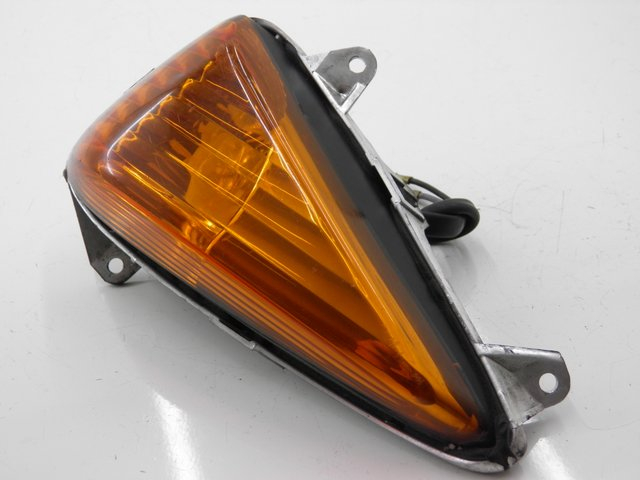 photo de Pisca dianteiro direito HONDA CBF S ABS 600 (2004 - 2007) - Outro ângulo de visão