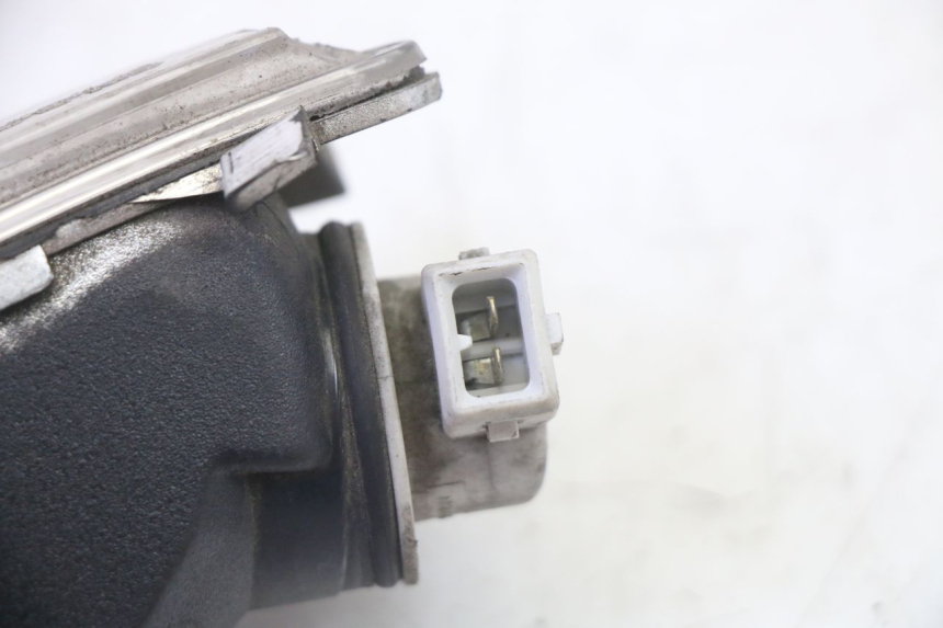 photo de Pisca dianteiro direito PIAGGIO MP3 125 (2006 - 2014) - Vista geral