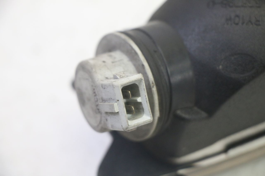 photo de Pisca dianteiro direito PIAGGIO MP3 125 (2006 - 2014) - Ampliação técnica