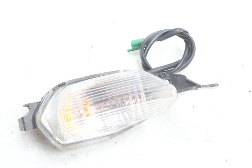 photo de SETAS DIANTEIRAS DIREITAS YAMAHA N-MAX NMAX 125 (2021 - 2024) - Detalhe da peça