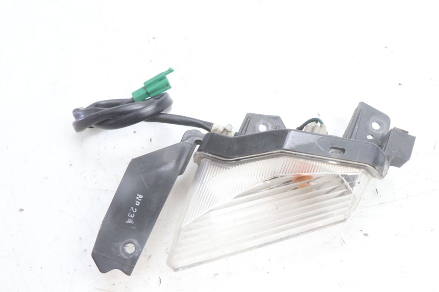 photo de SETAS DIANTEIRAS DIREITAS YAMAHA N-MAX NMAX 125 (2021 - 2024) - Outro ângulo de visão