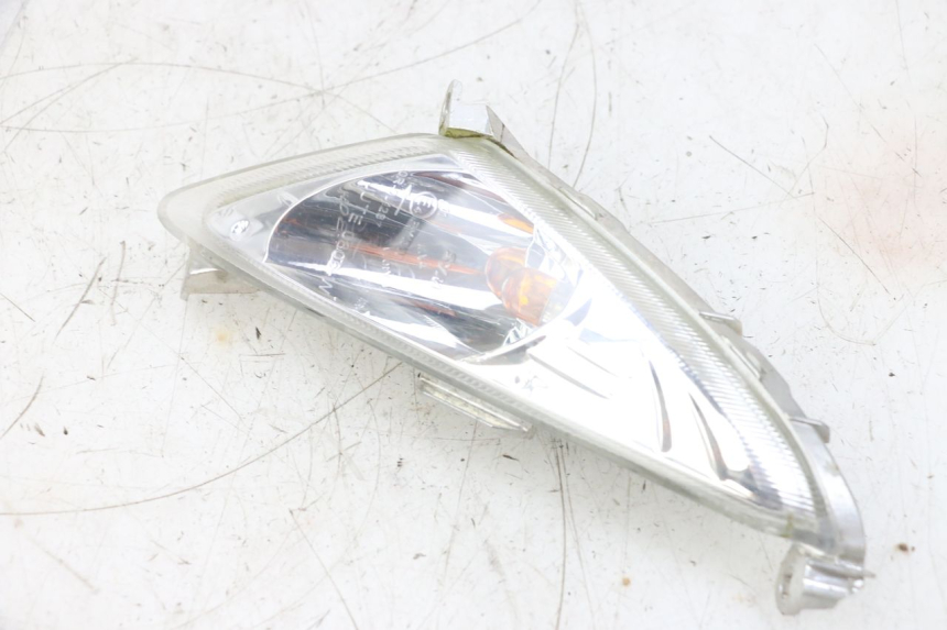 photo de Pisca dianteiro direito SYM ORBIT 2 4T 50 (2008 - 2017) - Pontos de fixação