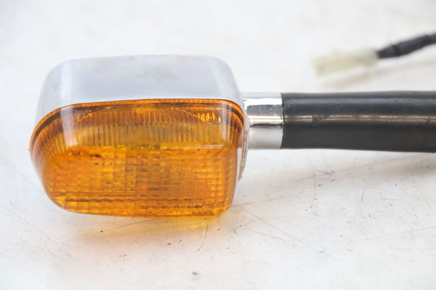 photo de Pisca dianteiro direito ROYAL ENFIELD CONTINENTAL GT 650 (2019 - 2024) - Zoom do estado de desgaste